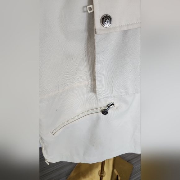 BR Equestrian Cream and Navy Half Zip Jacket - Size Medium - Picture 11 of 16